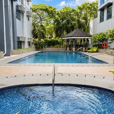 Condo In Mckinley Near Bgc & Airport